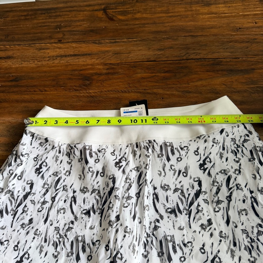 Puma Golf Womens White Black Animal Print Performance Skort XL Built-in Shorts - Picture 6 of 11